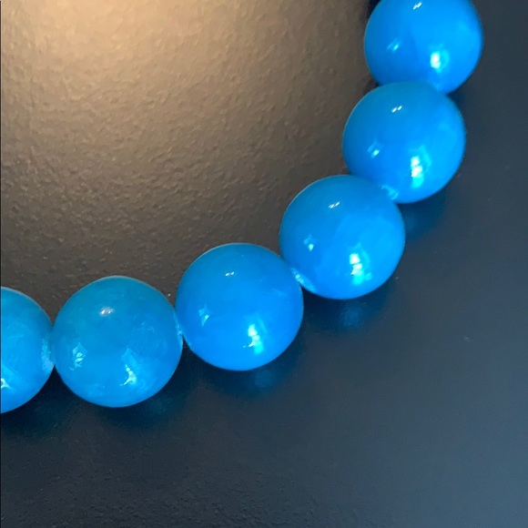 Turquoise glass bead necklace with skull & heart - Picture 4 of 4